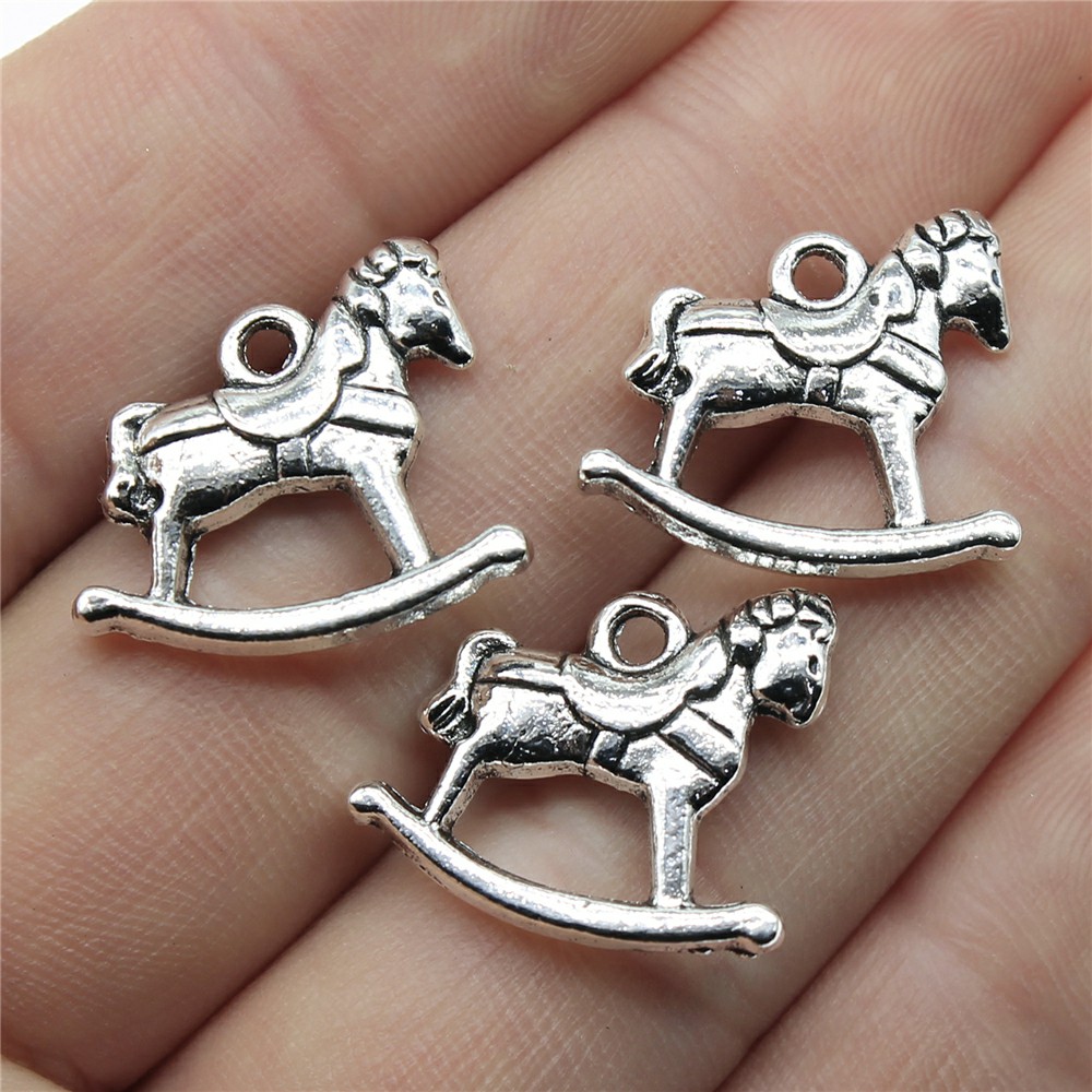 WYSIWYG 4pcs Charms Accessorie - Vintage Fashion Toys ulasan dan harga