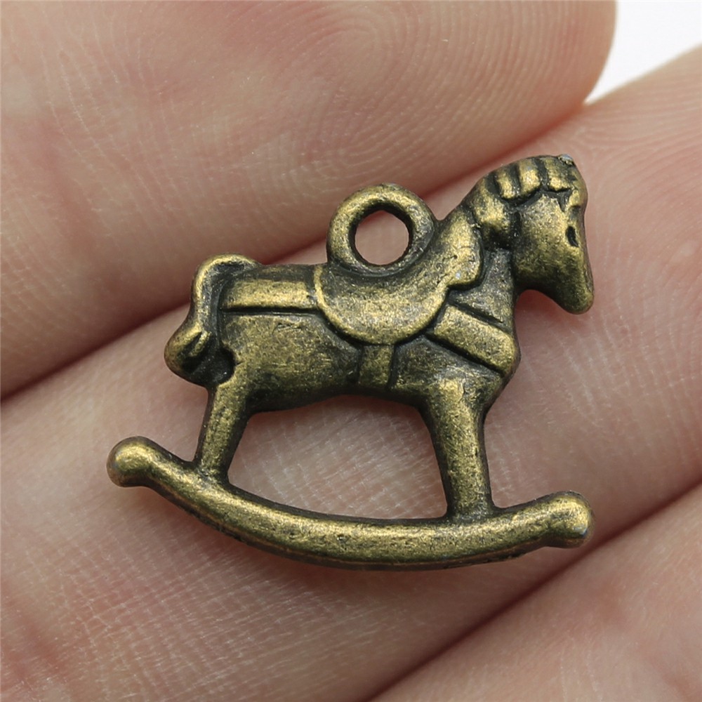 WYSIWYG 4pcs Charms Accessorie - Vintage Fashion Toys ulasan dan harga
