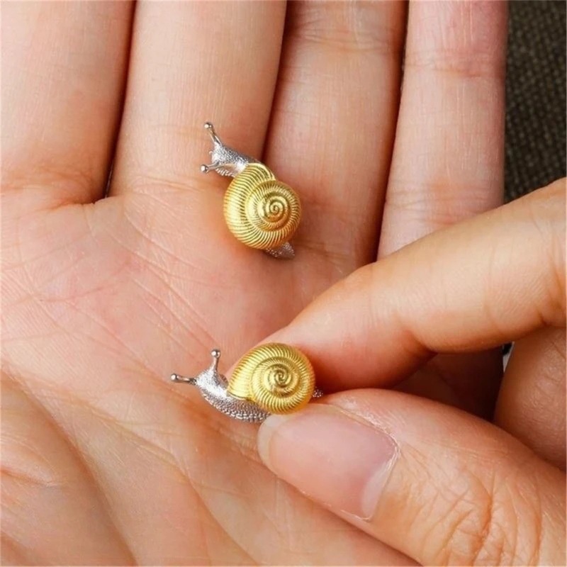Vintage Snail Earrings Adornme - Vintage Fashion Enthusiasts ulasan dan harga