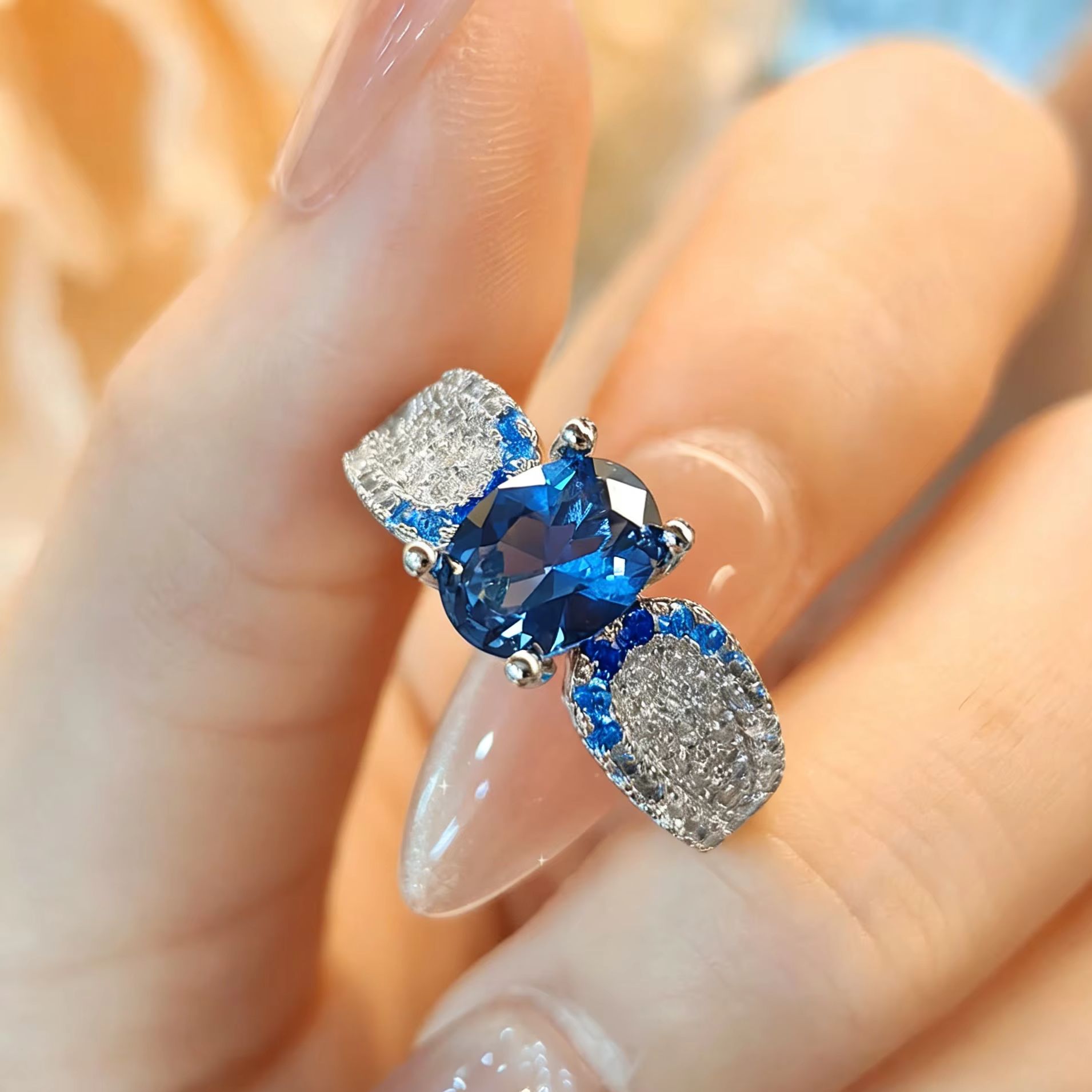 Oval London Blue Zircon Ring G - Vintage Fashion London ulasan dan harga
