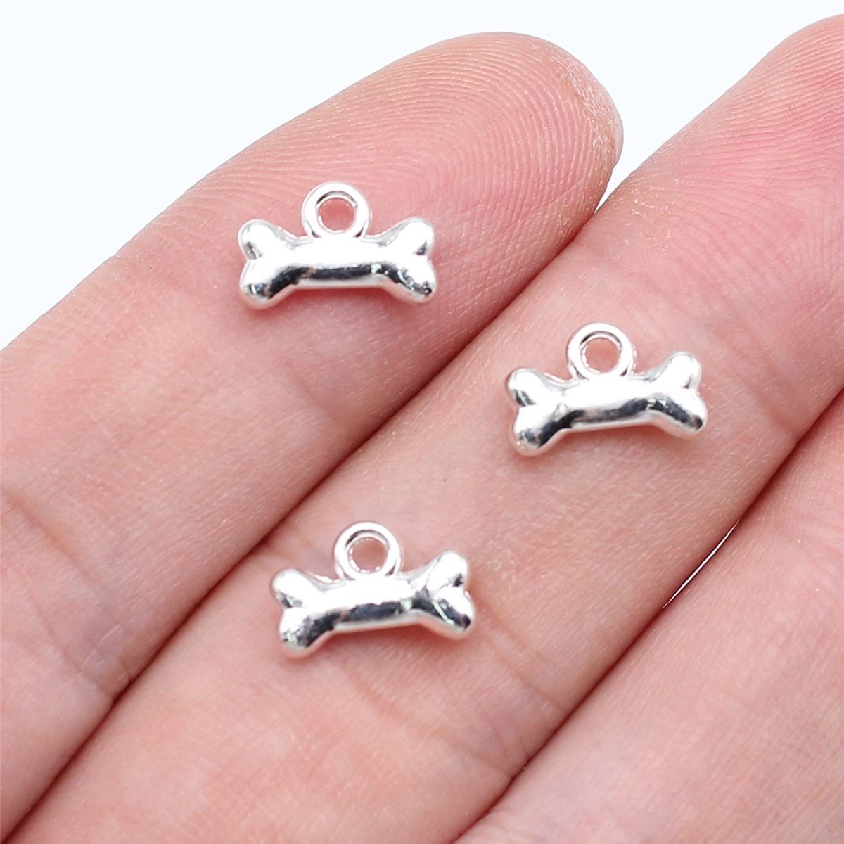 20pcs 10x7mm 5 Colors Dog Bone - Vintage Fashion Words ulasan dan harga