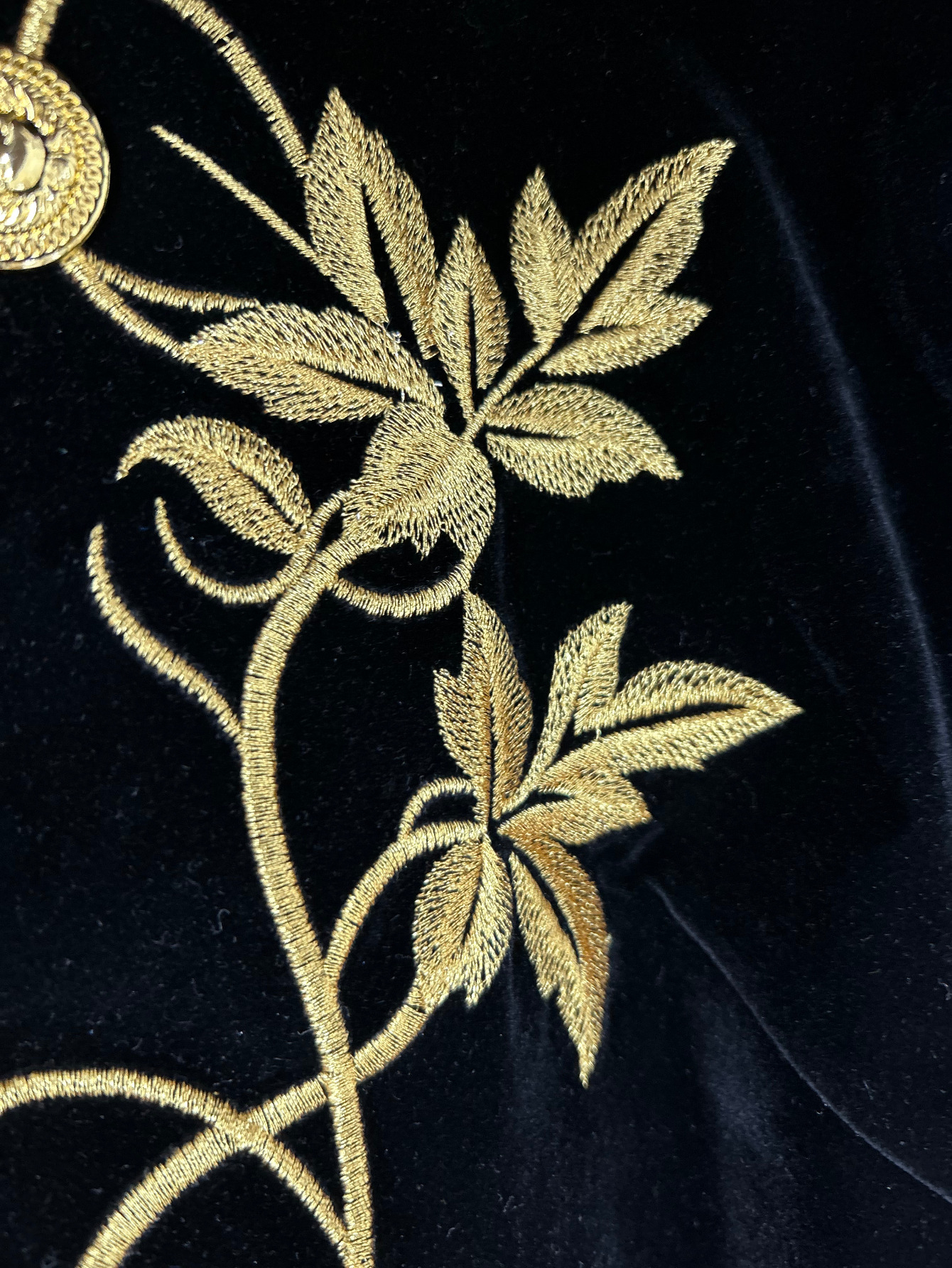 Plus Size Embroidered Coat Hol - Velvet Blazer Vintage ulasan dan harga