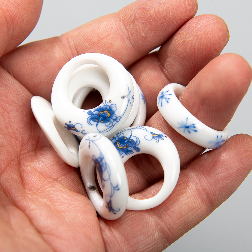 Vintage Floral Ceramic Pendant - Vintage Fashion Rings ulasan dan harga